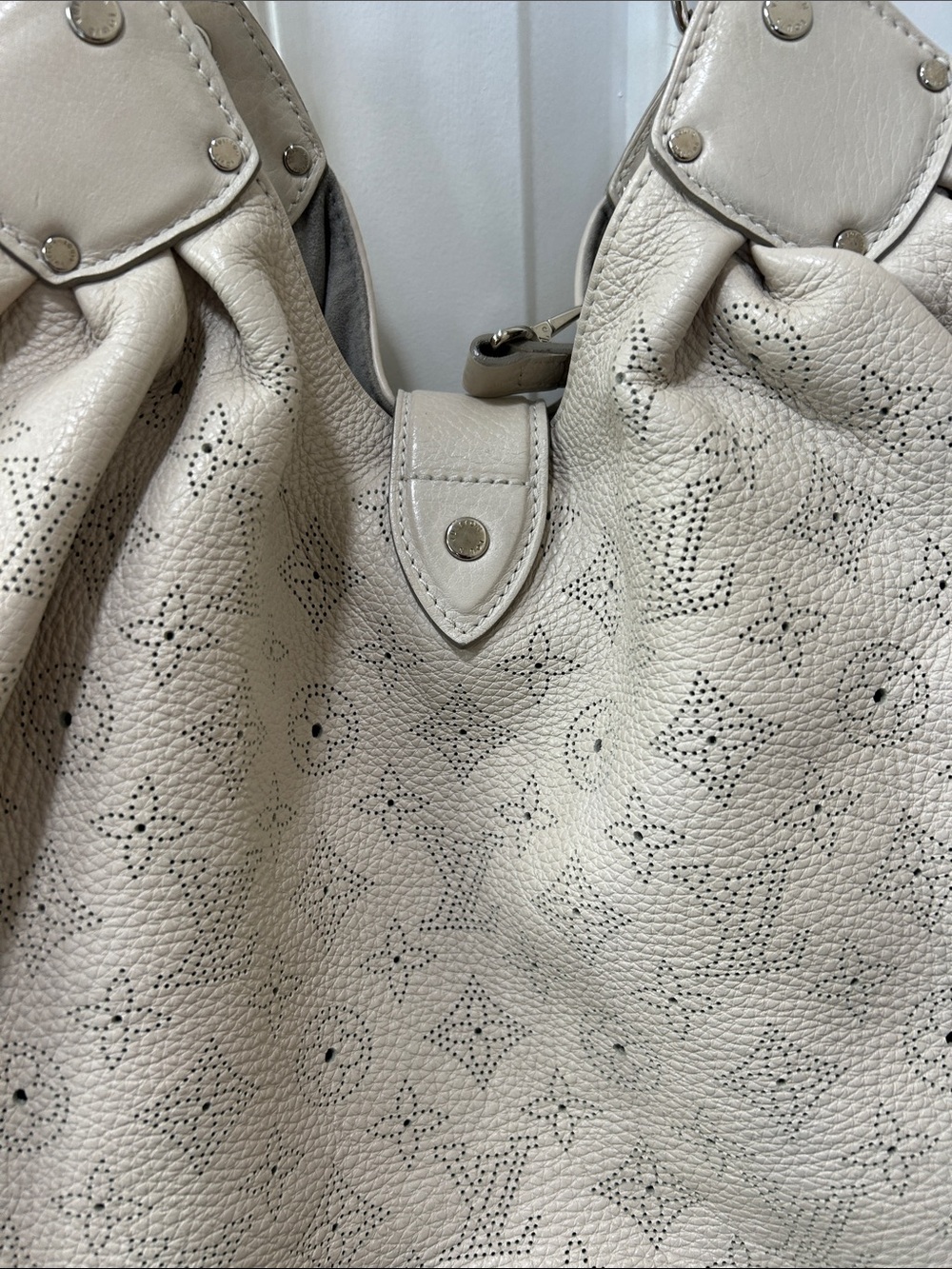 Louis Vuitton Perforated Cream Leather Shoulder Bag with Silver Hardware - Picture 16 of 16